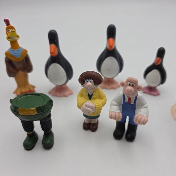 Wallace & Gromit and Chicken Run Figurine Set - Picture 12 of 13